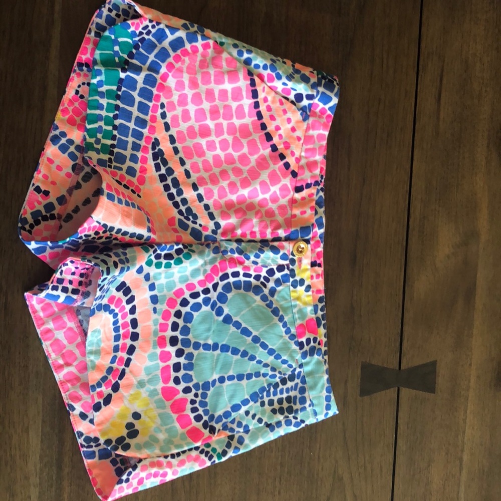 Lilly Pulitzer short